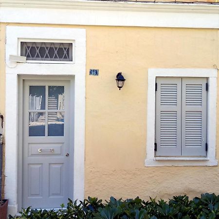 Downtown Mavili'S Studio Corfu  Exterior photo