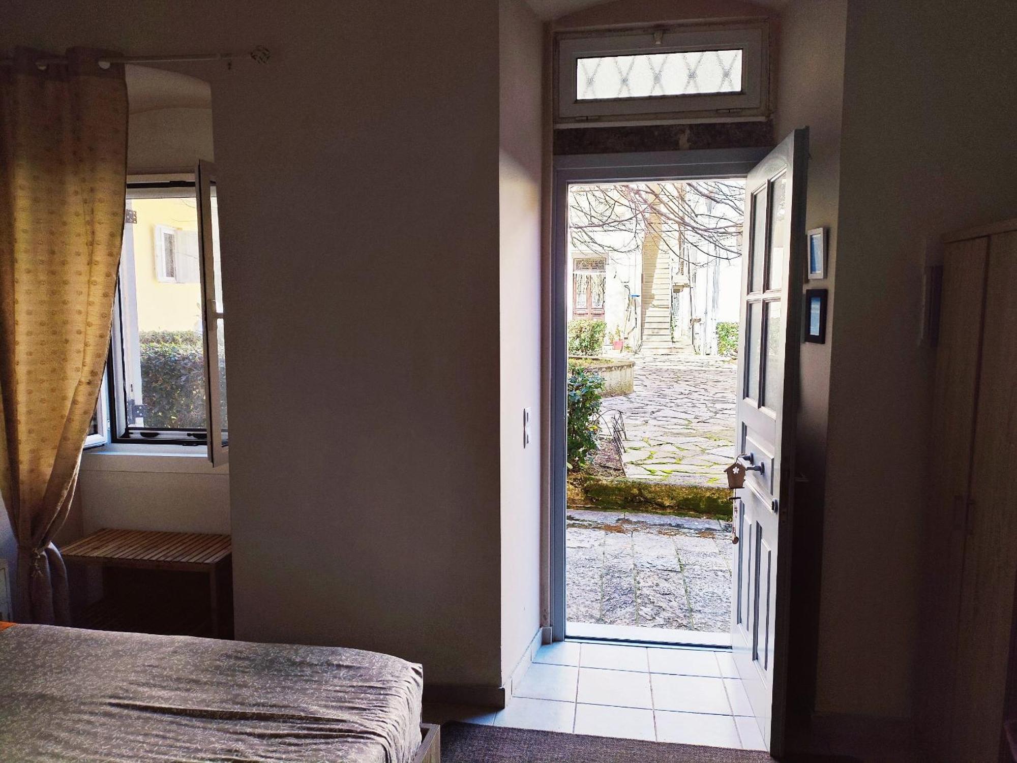 Downtown Mavili'S Studio Corfu  Exterior photo